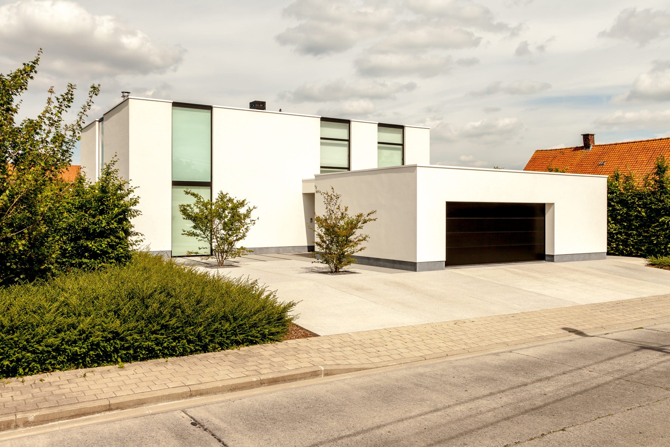 AB CASA- nieuwbouw- minimalistische woning met glasgevel